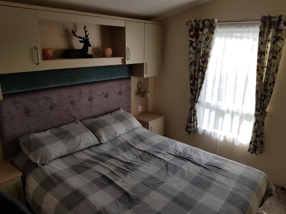 6 Berth Deluxe Caravan Palm Grove 42 شابيل سانت ليوناردز المظهر الخارجي الصورة
