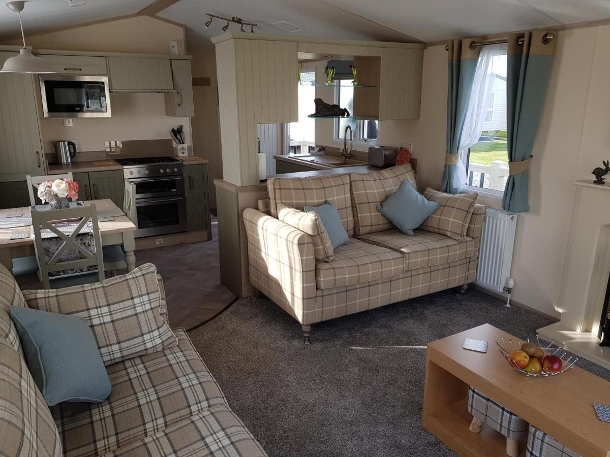 6 Berth Deluxe Caravan Palm Grove 42 شابيل سانت ليوناردز المظهر الخارجي الصورة